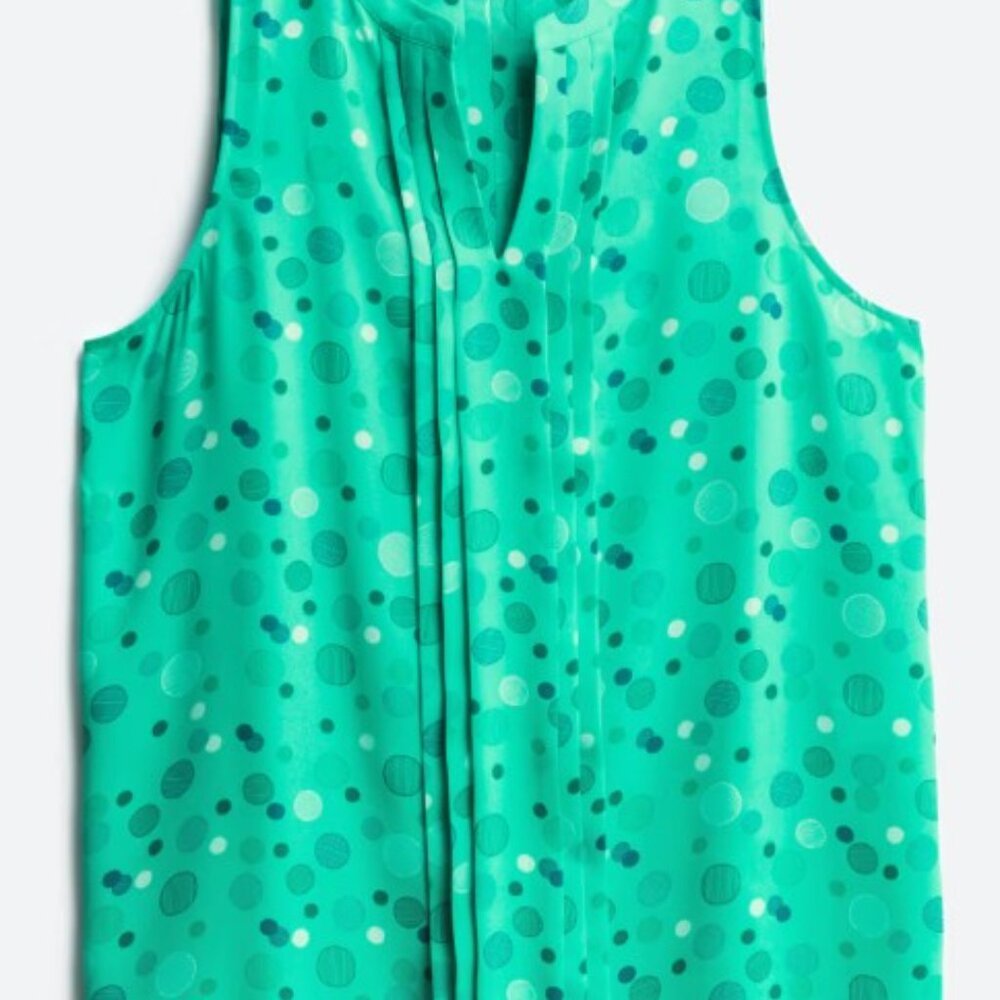 41 Hawthorn Breyson Pleat Detail Split Neck Blouse - Green - Size Med